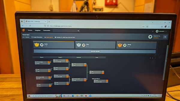 Ansicht eines Desktop-Bildschirms mit Turnier-Software